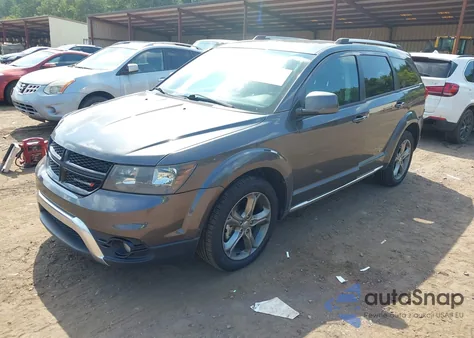 2017 Dodge Journey Crossroad Plus z USA, uszkodzony, nr VIN 3C4PDCGB0HT684980